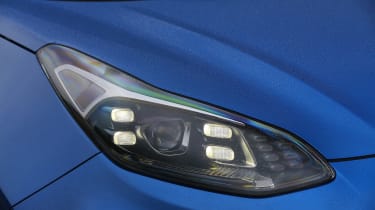 Kia Sportage - front light