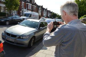 How to photograph your car for sale - header