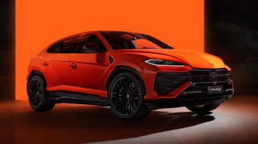 Lamborghini Urus SE - studio front