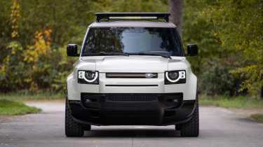 Land Rover Defender pick-up - front end