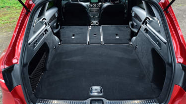 Mercedes GLC - boot seats down