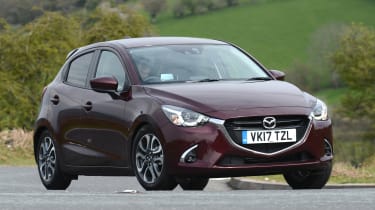 Mazda 2 - front action