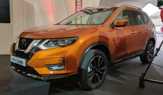 Nissan X-Trail - front reveal