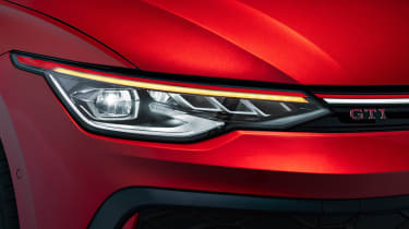 Volkswagen Golf GTI facelift - front light