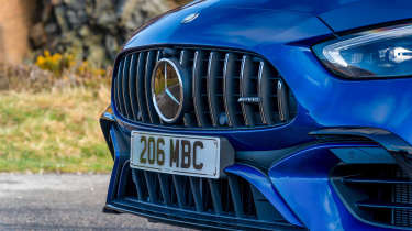 Mercedes-AMG C 63 S E Performance - front detail