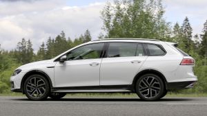 Volkswagen%20Golf%20Alltrack-8.jpg