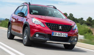 Peugeot 2008 - front action