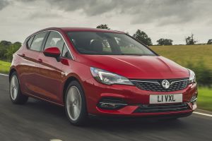 Vauxhall Astra 2019 facelift - front tracking
