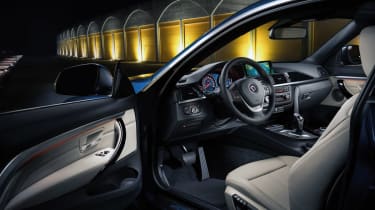 BMW Alpina B4 Bi-Turbo interior