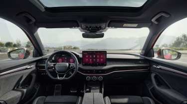 New Skoda Superb SportLine - interior 