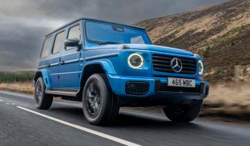 Mercedes G 580 with EQ Technology - front tracking