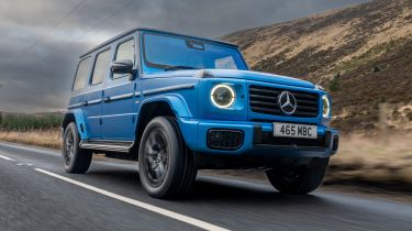 Mercedes G 580 with EQ Technology - front tracking