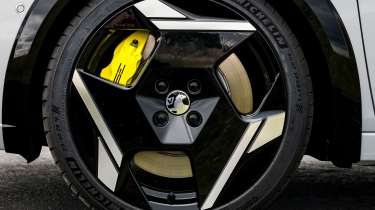 Vauxhall Corsa GSE wheel