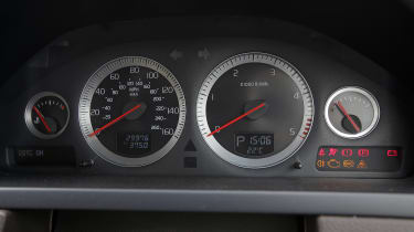Used Volvo XC90 - dials