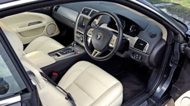 Jaguar XK 4.2 V8 Coupé Seat