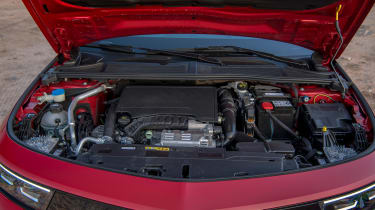 Vauxhall Astra - engine