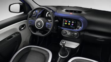 Renault Twingo Iconic interior