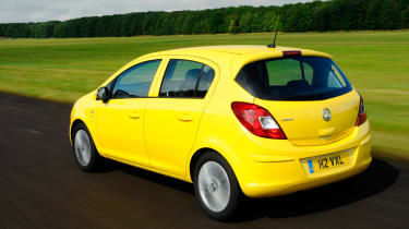 Vauxhall Corsa 1.2 Excite A/C rear tracking