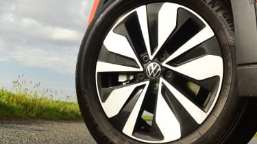 Volkswagen T-Cross Move - front nearside wheel
