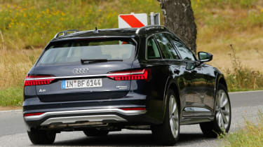 Audi A6 Allroad - rear cornering