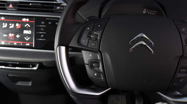 Citroen Grand C4 Picasso - steering wheel detail