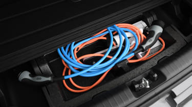 Kia e-Niro cables