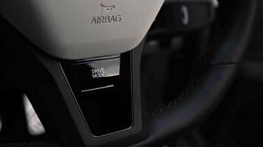 Kia EV4 - drive mode button