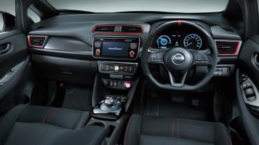 Nissan Leaf Nismo - interior
