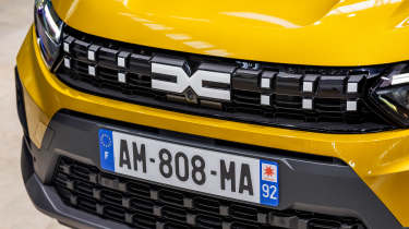 Dacia Sandero Stepway facelift - grille