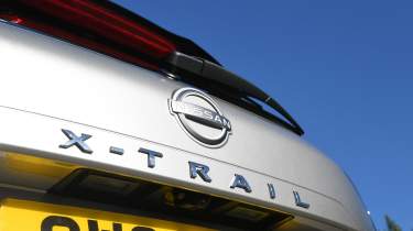 Nissan X-Trail N-Trek e-Power - rear badge