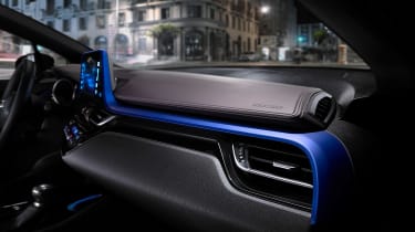 Toyota C-HR - interior blue