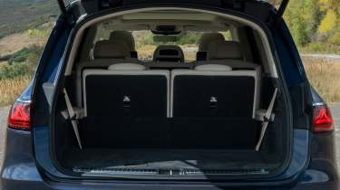 Mercedes GLS - boot
