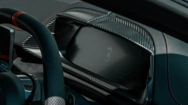 Lotus Emira 420 Sport - dials