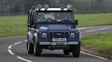 Land Rover Defender Classic V8 - front cornering 