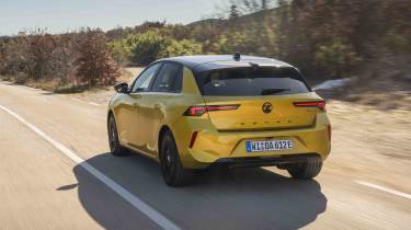 Vauxhall Astra - rear tracking