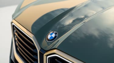 BMW XM - front badge