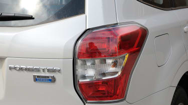Subaru Forester 2.0D XC rear light