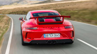 Porsche 911 GT3 - full rear tracking