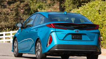 Toyota Prius Prime - rear tracking