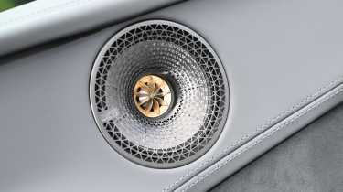 Lotus Eletre - speaker