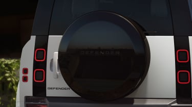 Land Rover Defender Vertex - spare wheel