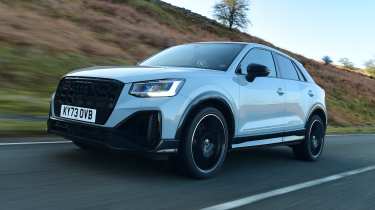 Audi SQ2 - front tracking