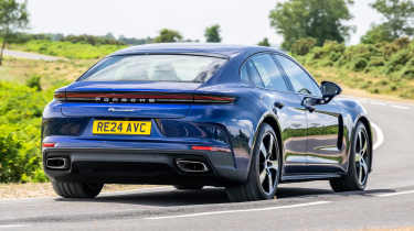 Porsche Panamera 2024 - rear cornering