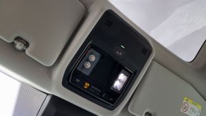 VW Caddy 2020 MPV - console