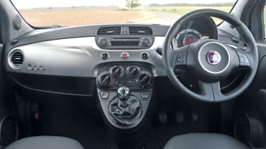 Fiat 500 TwinAir dash