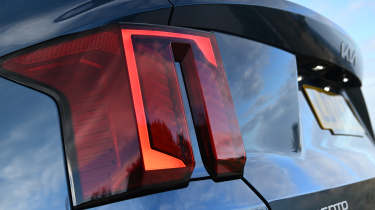 Kia Sorento - rear lights