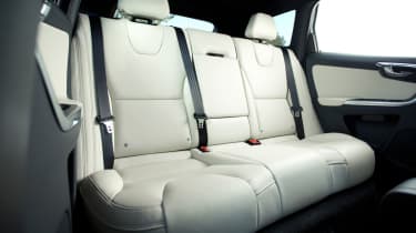 Volvo XC60 Mk1 SUV - rear seats