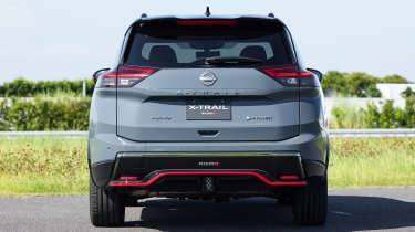 Nissan X-Trail Nismo - rear end