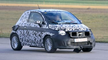 2020 Fiat 500 - spies - front 3/4 tracking