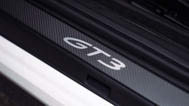 Porsche 911 GT3 - sill